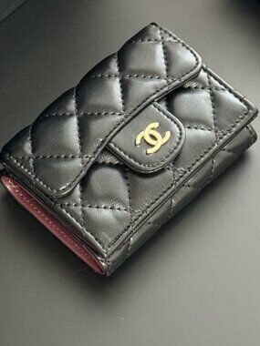 Stylish Chanel Wallet